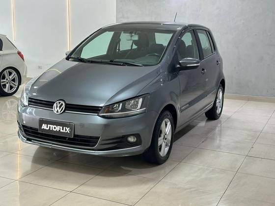 VOLKSWAGEN FOX 1.0 MPI BLUEMOTION 12V FLEX 4P MANUAL VOLKSWAGEN FOX 1.0 MPI BLUEMOTION 12V FLEX 4P MANUAL